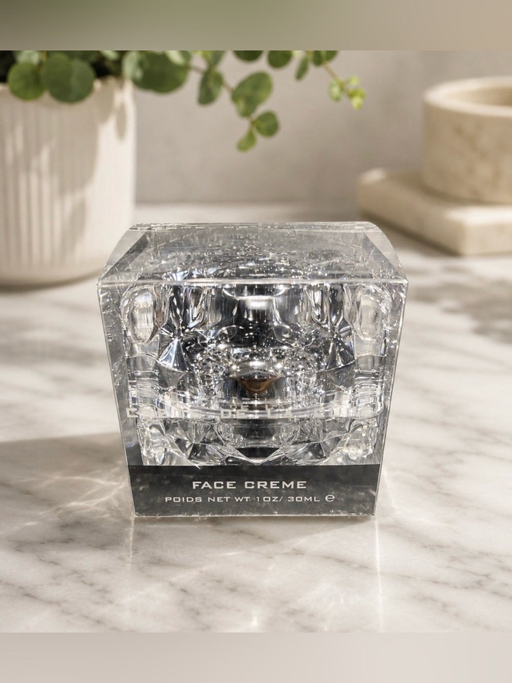 Crème de la cube Face Creme - Crystal jar